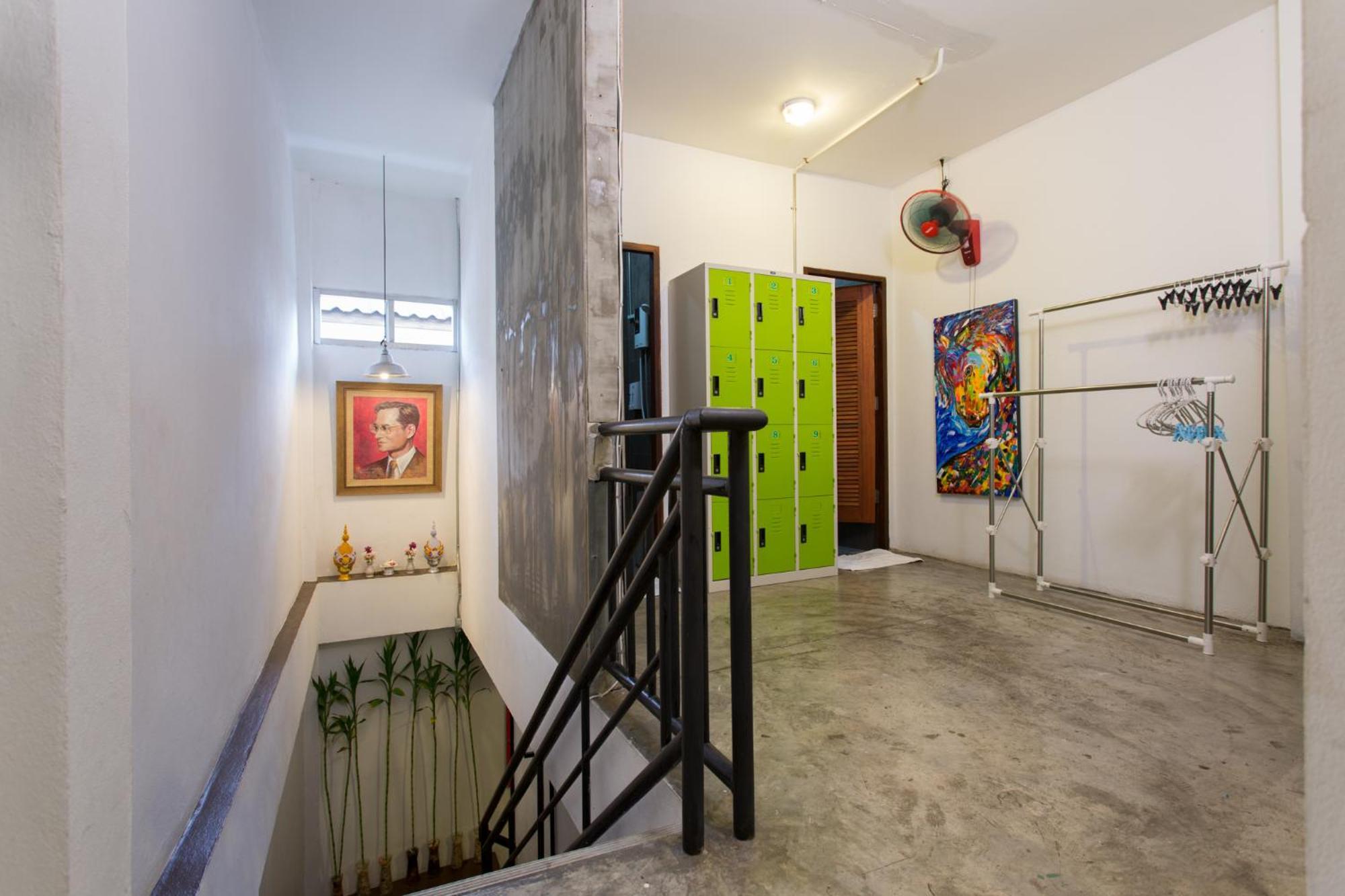 Zz Hostel เชียงใหม่ ภายนอก รูปภาพ