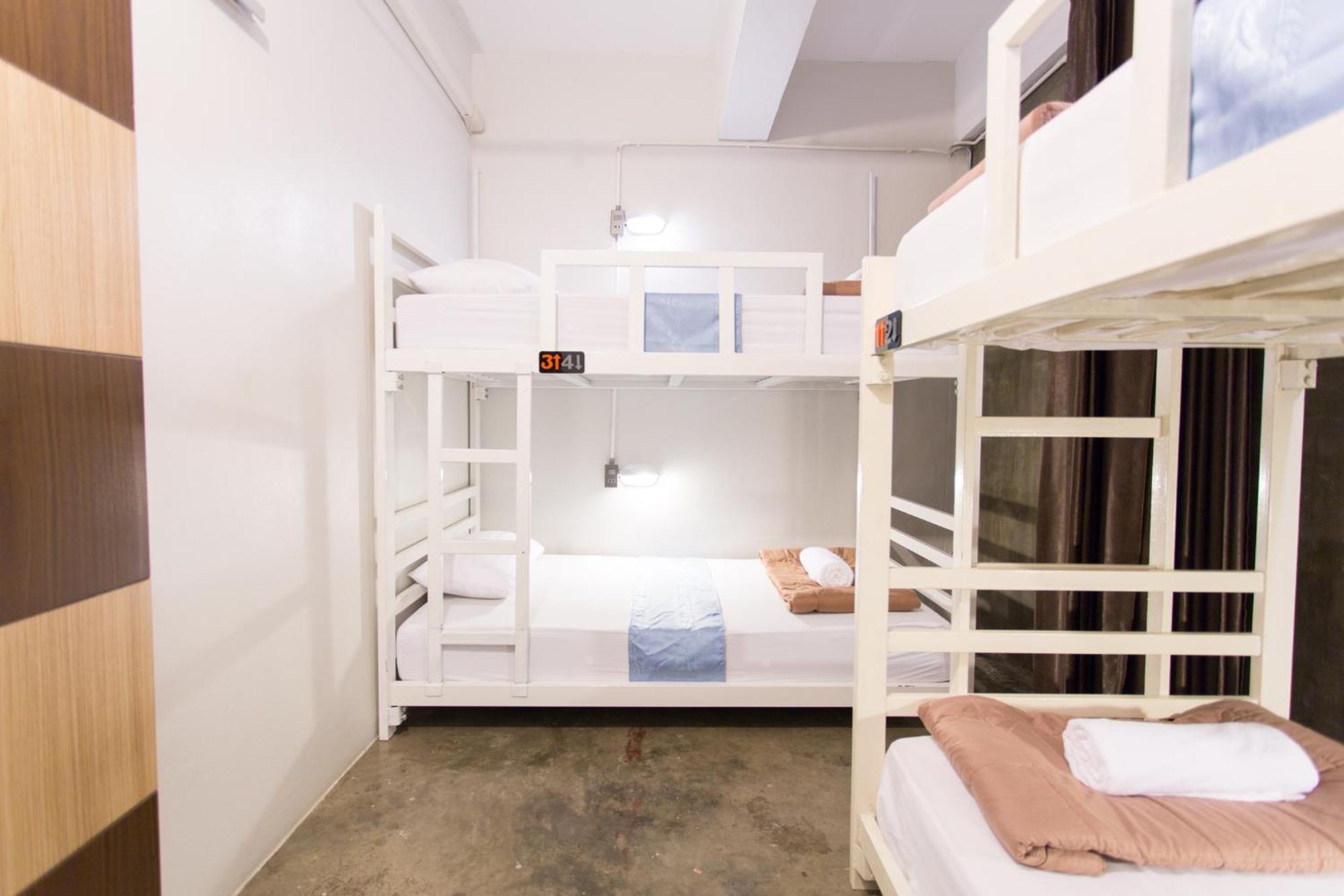 Zz Hostel เชียงใหม่ ภายนอก รูปภาพ