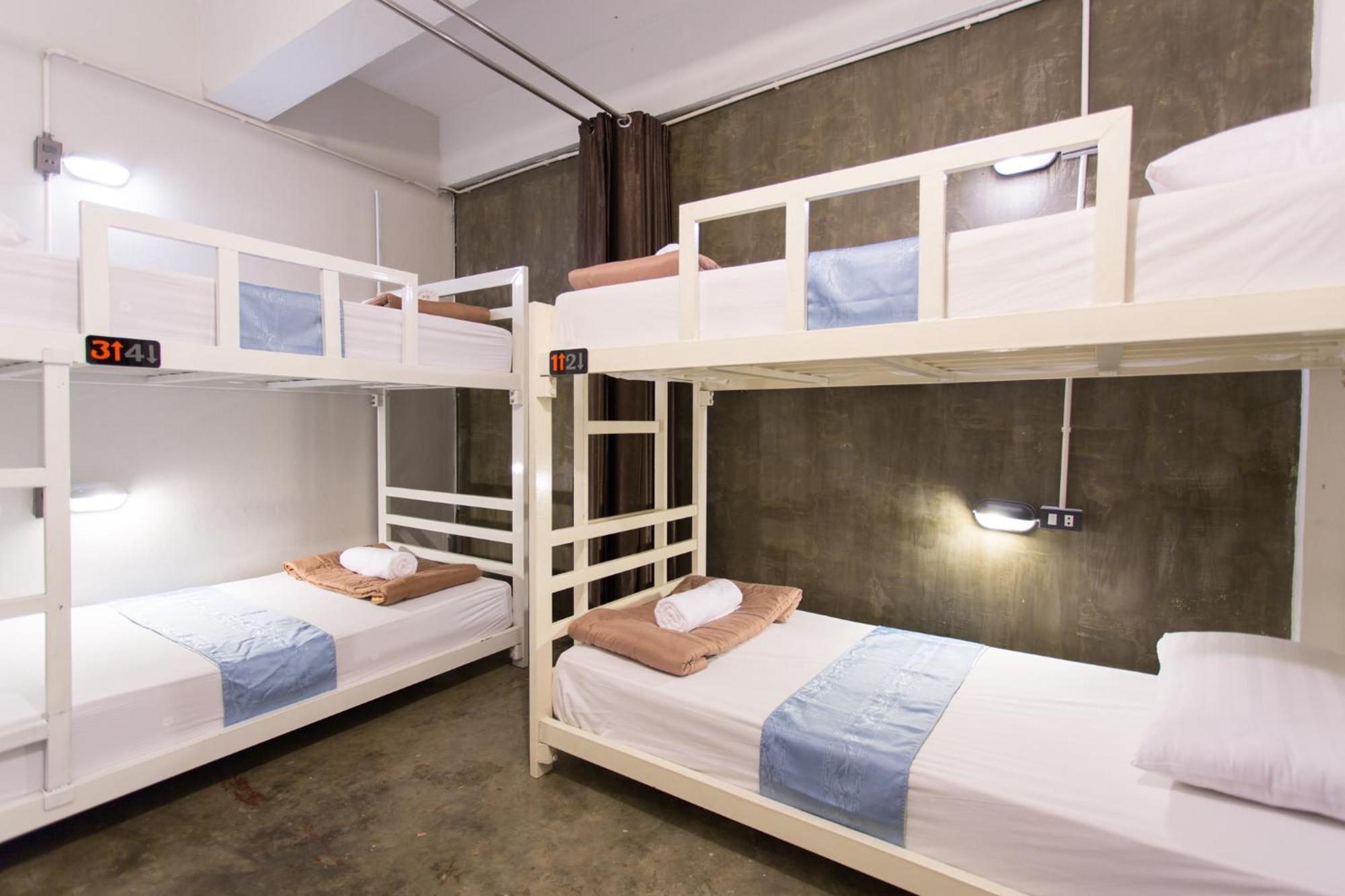 Zz Hostel เชียงใหม่ ภายนอก รูปภาพ