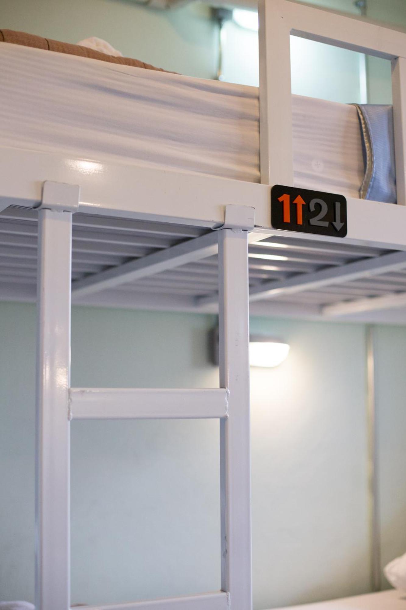 Zz Hostel เชียงใหม่ ภายนอก รูปภาพ