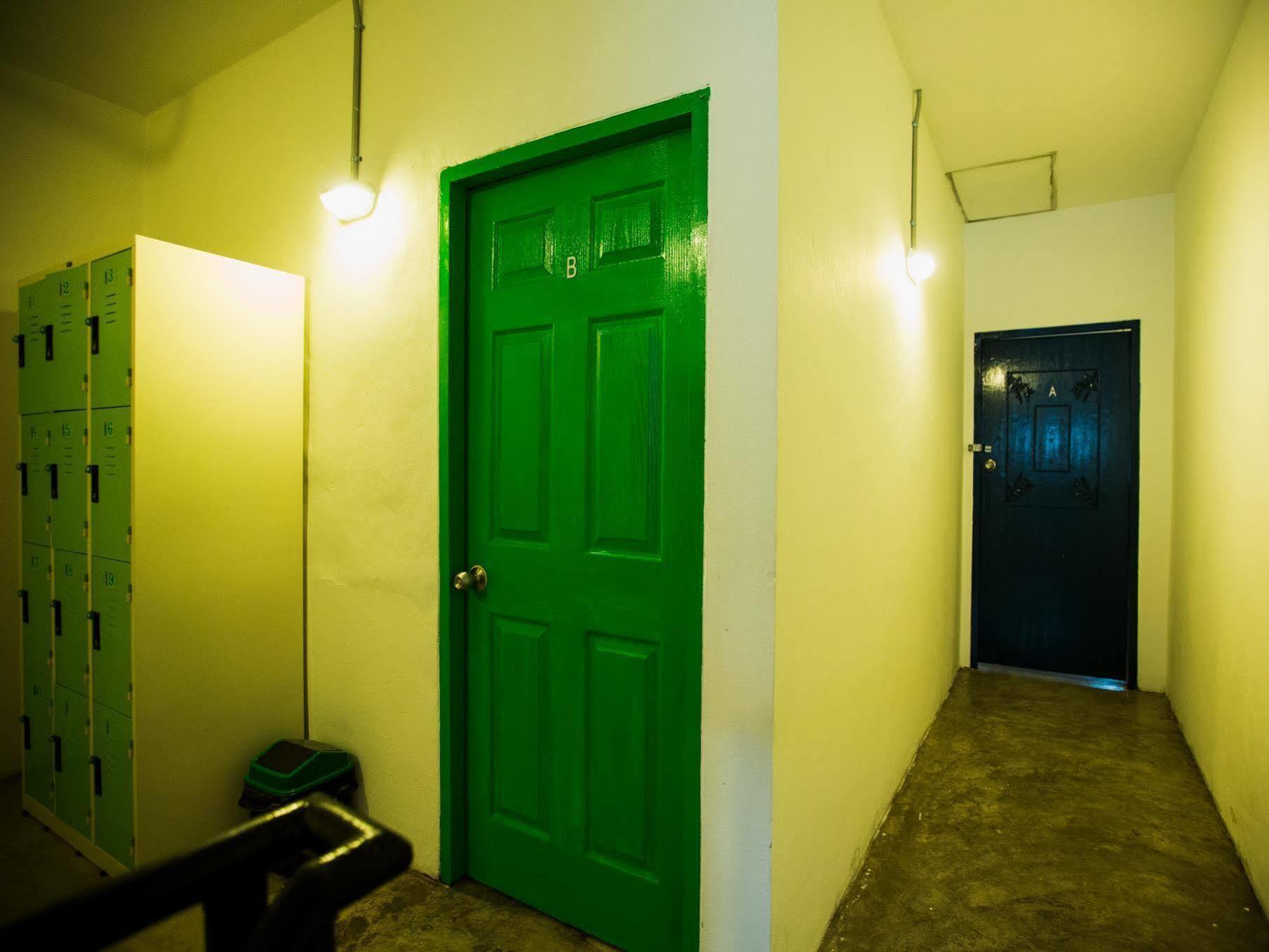 Zz Hostel เชียงใหม่ ภายนอก รูปภาพ